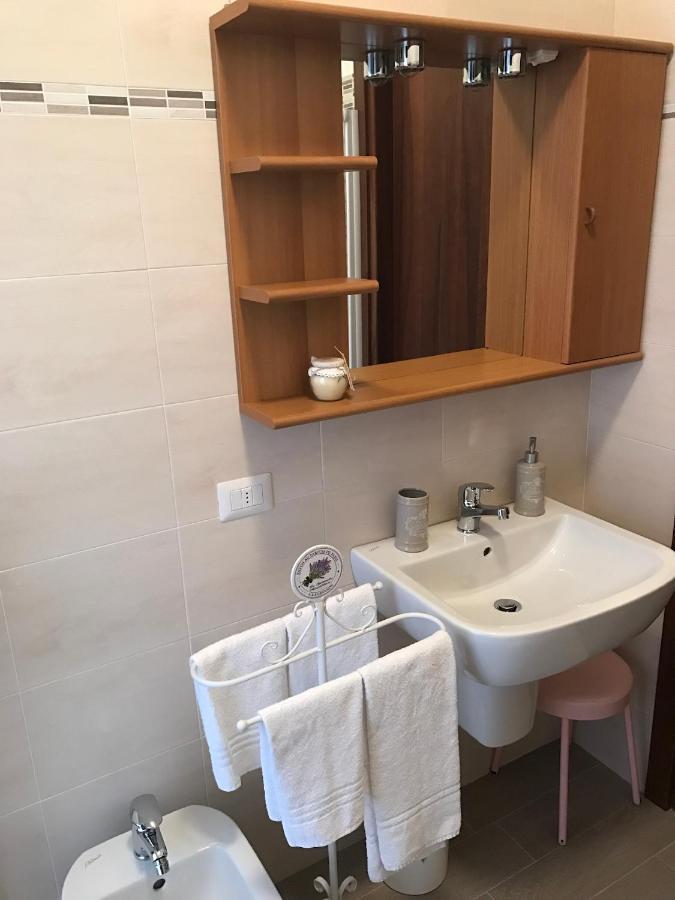 B&B Gloria Apartment Baveno Buitenkant foto