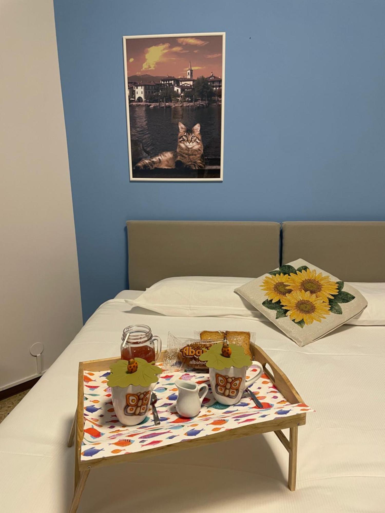 B&B Gloria Apartment Baveno Buitenkant foto